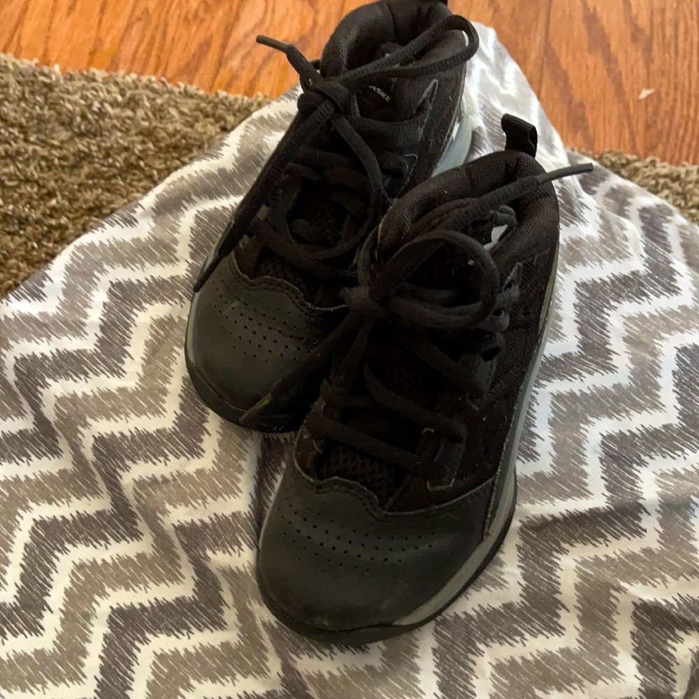 Under armor 10.5